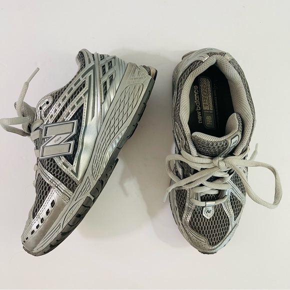 New Balance Silver and Gray Athletic Sneakers - Picture 7 of 9